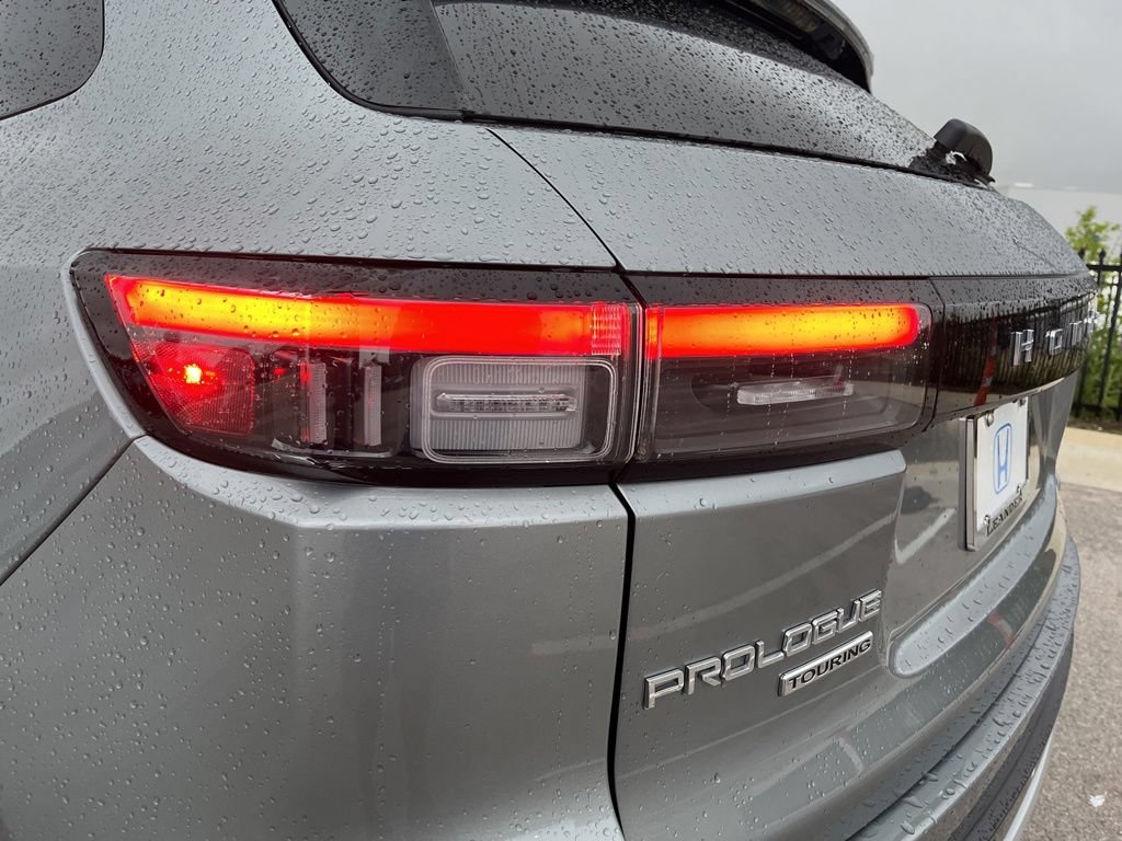 Used 2024 Honda Prologue Touring image 7