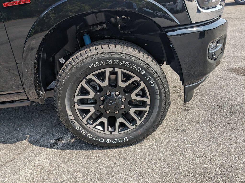 New 2025 RAM 2500 Limited AWD/4WD image 12