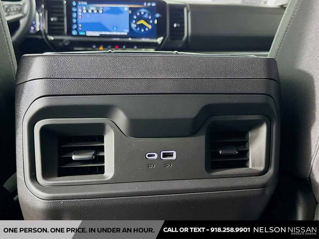 Used 2024 Chevrolet Silverado 1500 LT Trail Boss w/ Protection Package AWD/4WD image 25