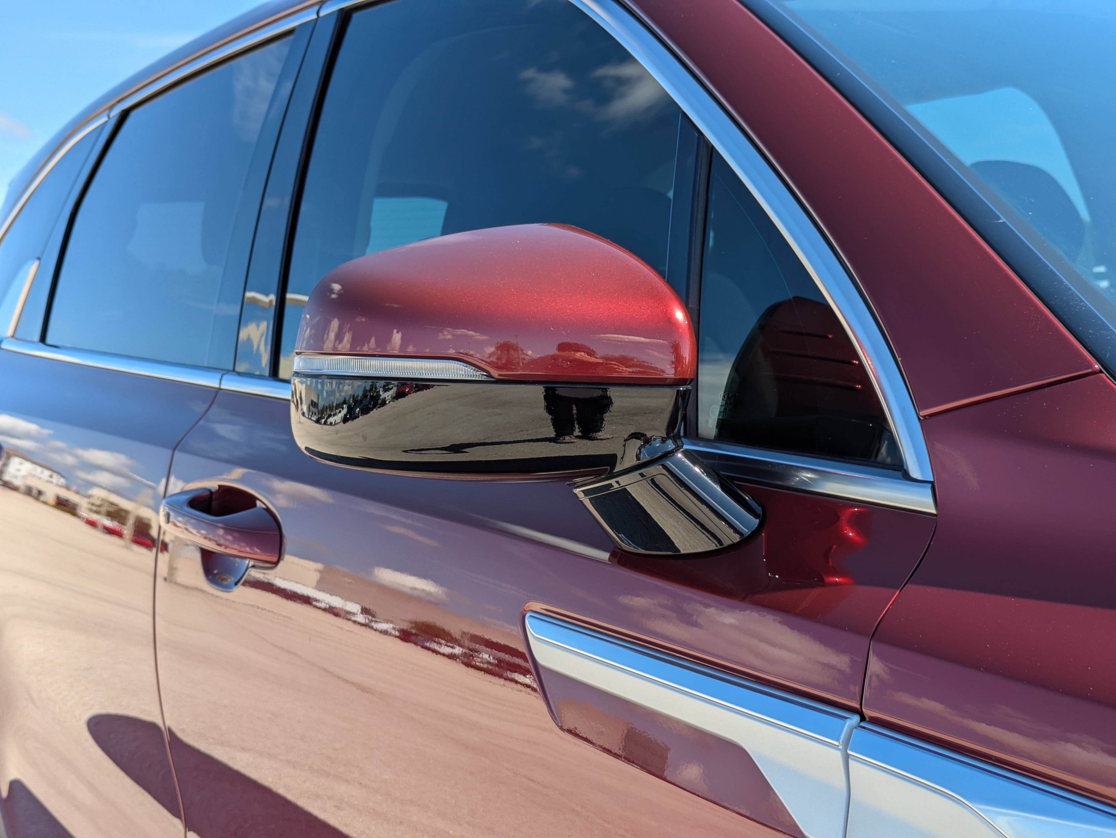 Certified 2025 Kia Sorento LX FWD image 12