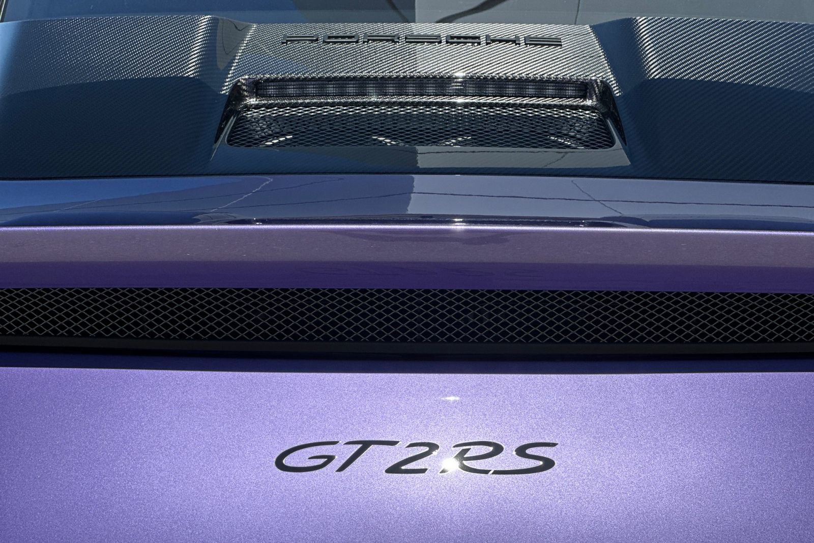 Certified 2018 Porsche 911 GT2 RS RWD image 37