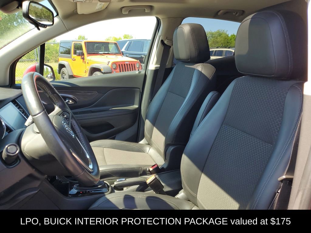 Used 2019 Buick Encore Sport Touring FWD image 5