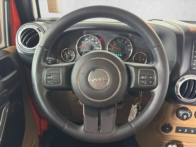 Used 2015 Jeep Wrangler Unlimited Sahara AWD/4WD image 25