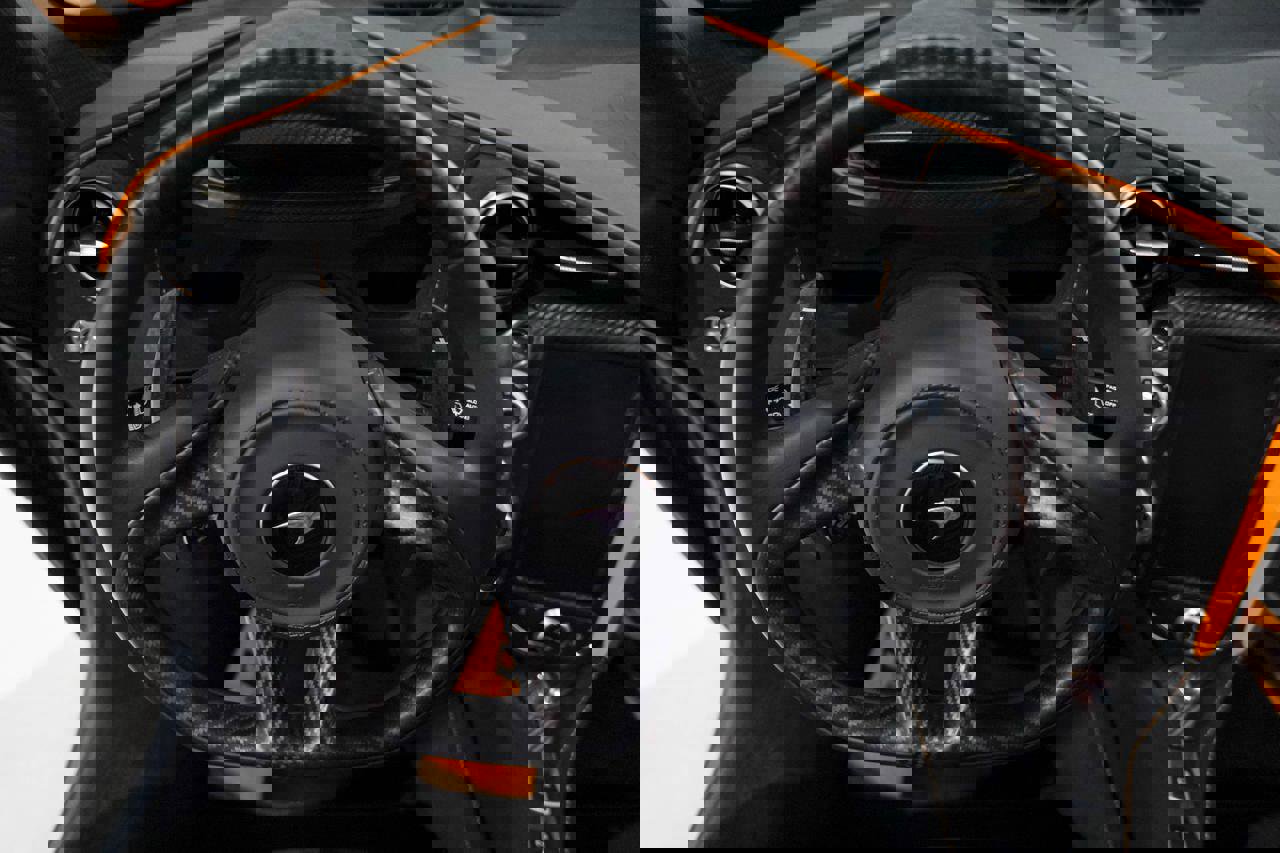 Used 2022 McLaren 720S Performance image 14