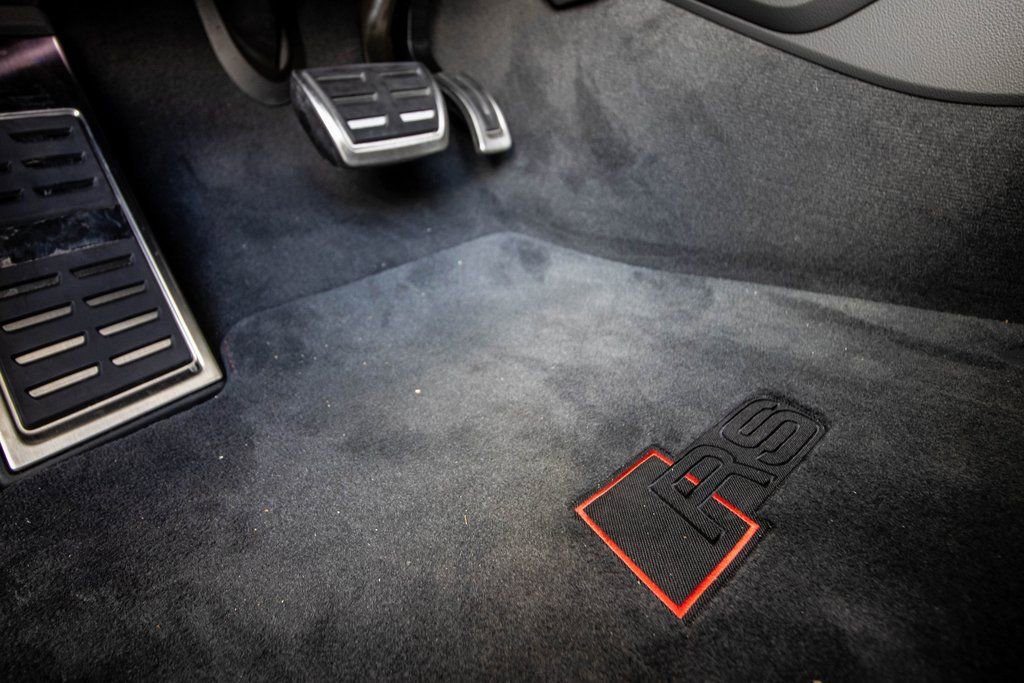 Used 2025 Audi RS Q8 performance image 28