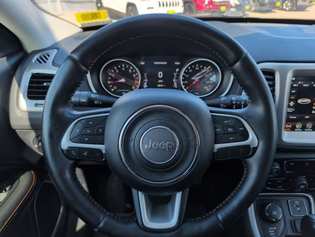 Used 2018 Jeep Compass Latitude w/ Popular Equipment Group AWD/4WD image 19