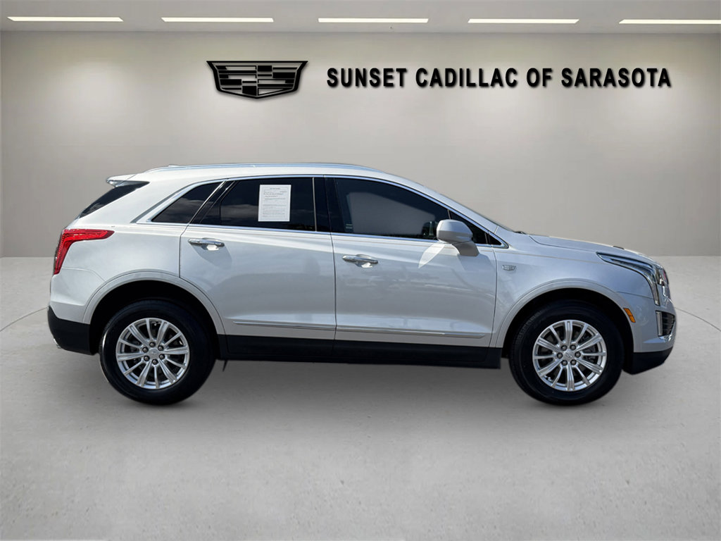 Used 2019 Cadillac XT5 Premium Luxury FWD image 2
