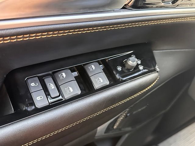 New 2026 Jeep Grand Wagoneer 4WD image 16