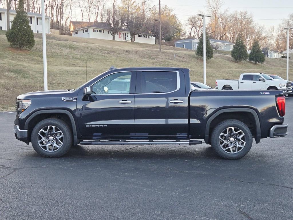 Used 2023 GMC Sierra 1500 SLT w/ SLT Premium Plus Package image 6