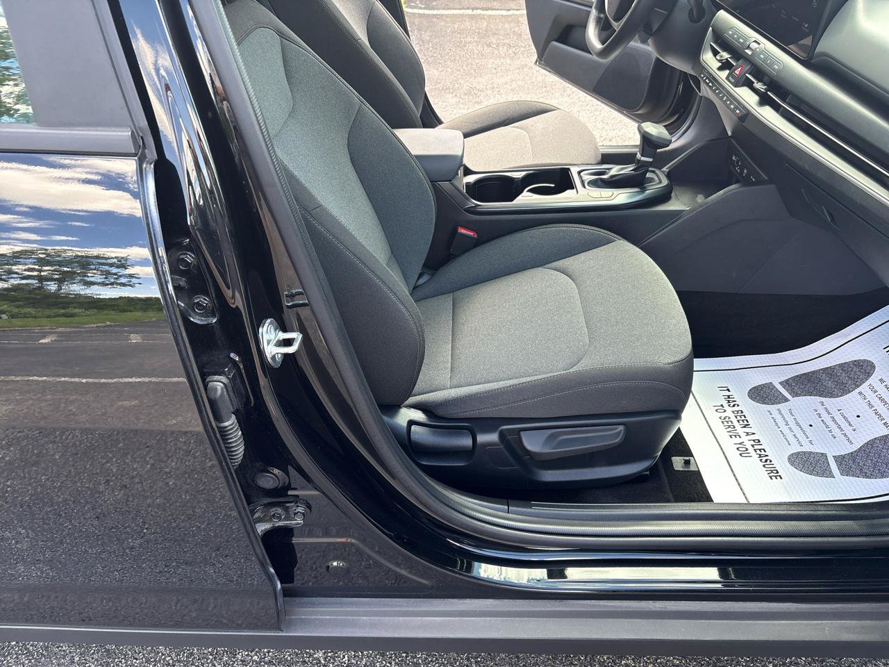 Used 2025 Kia K4 FWD image 26