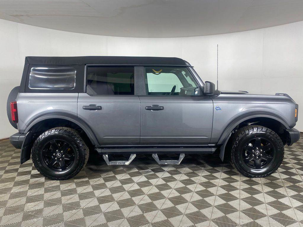 Used 2024 Ford Bronco Black Diamond AWD/4WD image 5