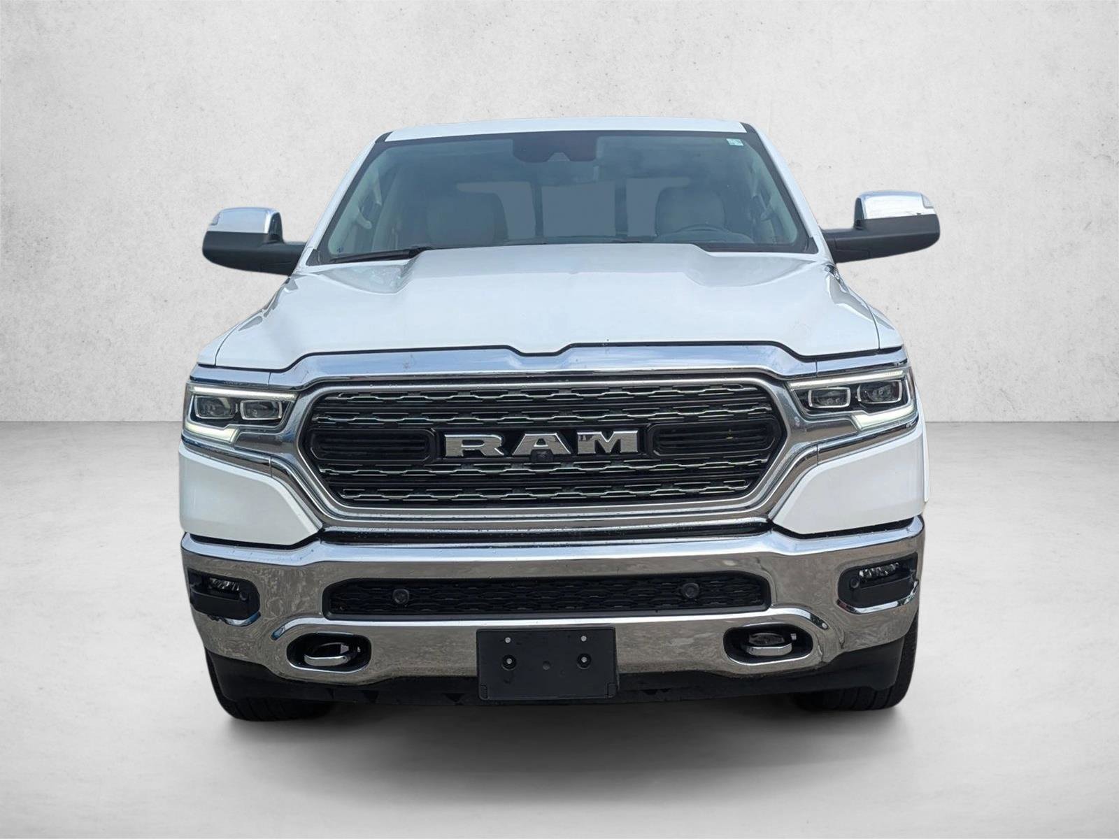 Used 2024 RAM 1500 Limited AWD/4WD image 2