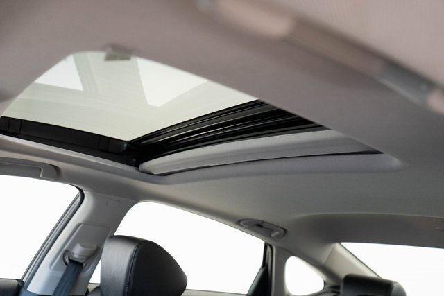 Certified 2021 Honda Accord EX-L image 4