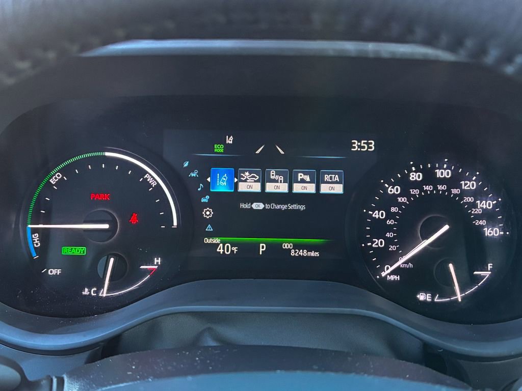 Used 2025 Toyota Sienna XLE image 28