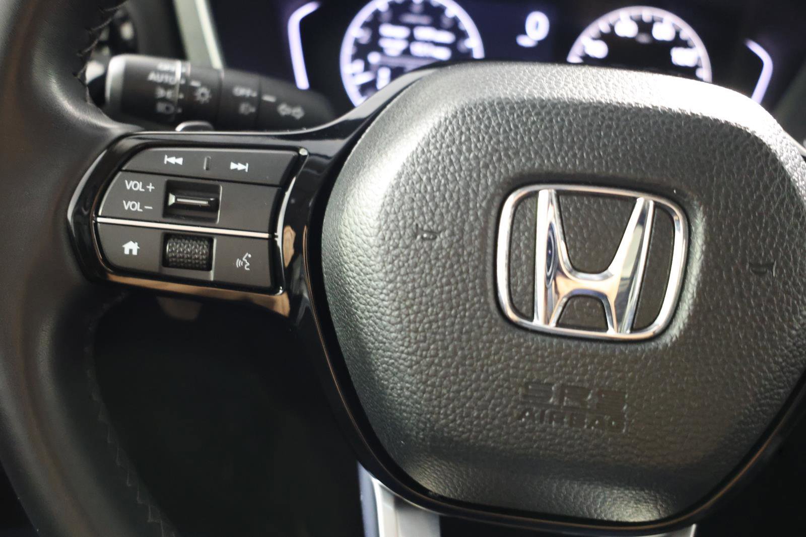 Used 2024 Honda Pilot Touring image 21