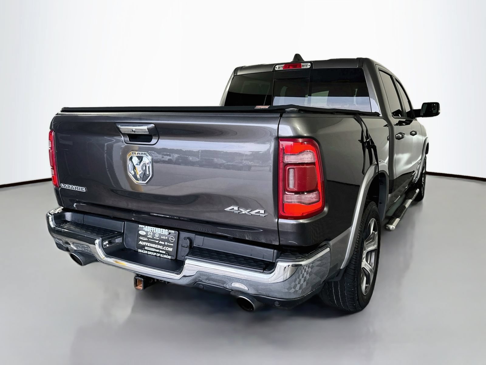 Used 2020 RAM 1500 Laramie AWD/4WD image 7