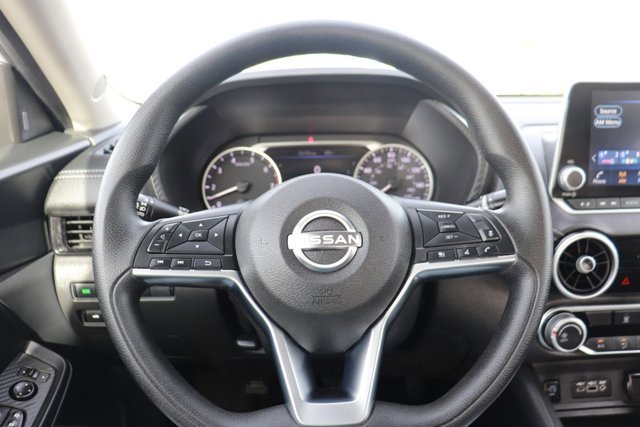 Used 2024 Nissan Sentra SV image 18