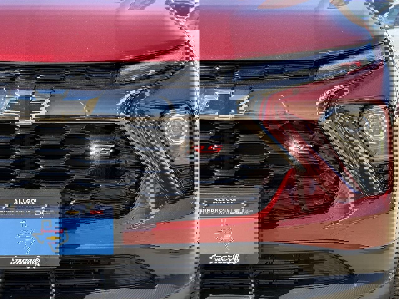 Used 2025 Chevrolet TrailBlazer RS w/ Driver Confidence Package image 9