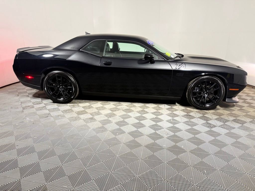 Used 2018 Dodge Challenger T/A RWD image 8