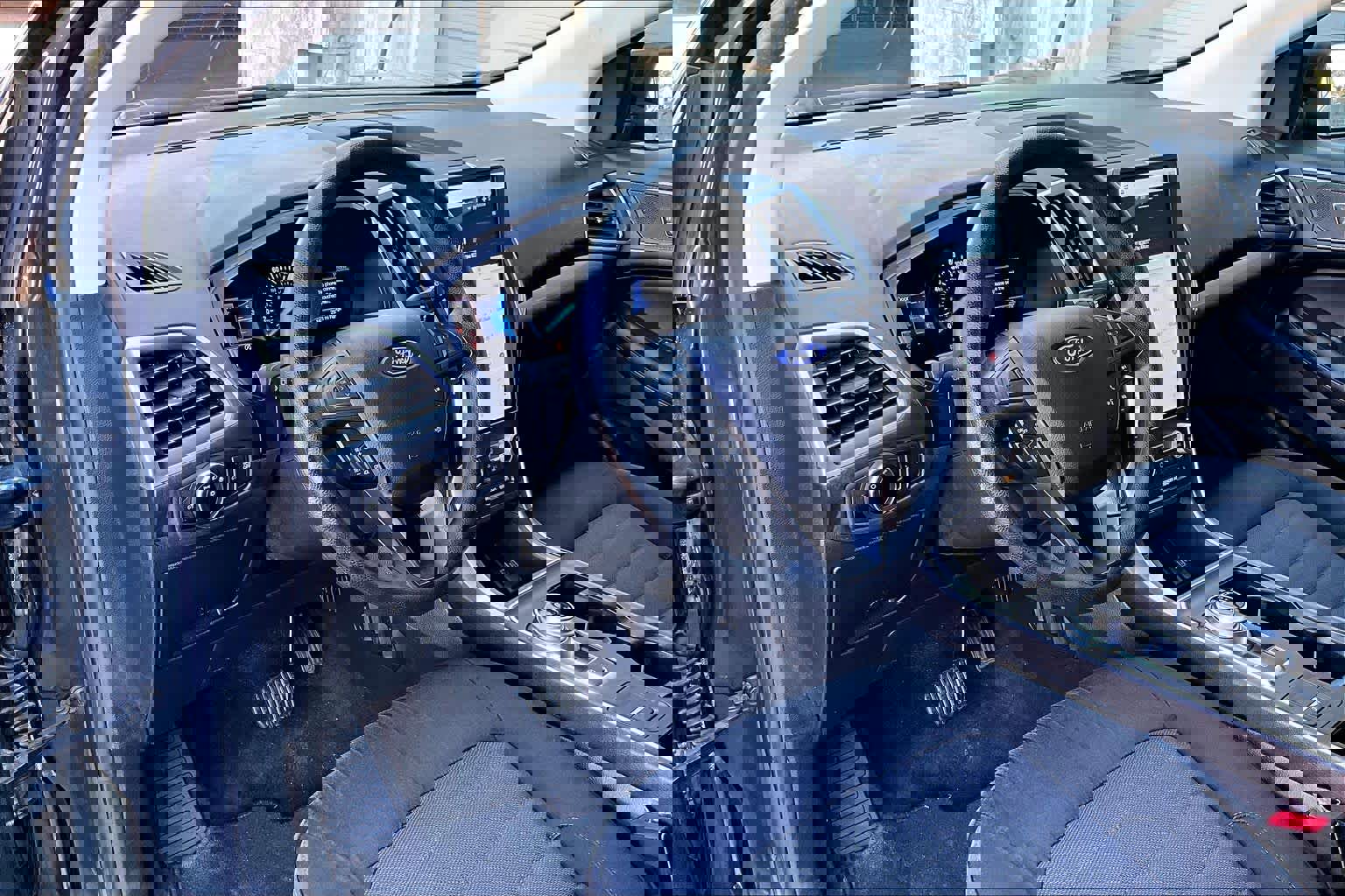 Certified 2023 Ford Edge SE image 18