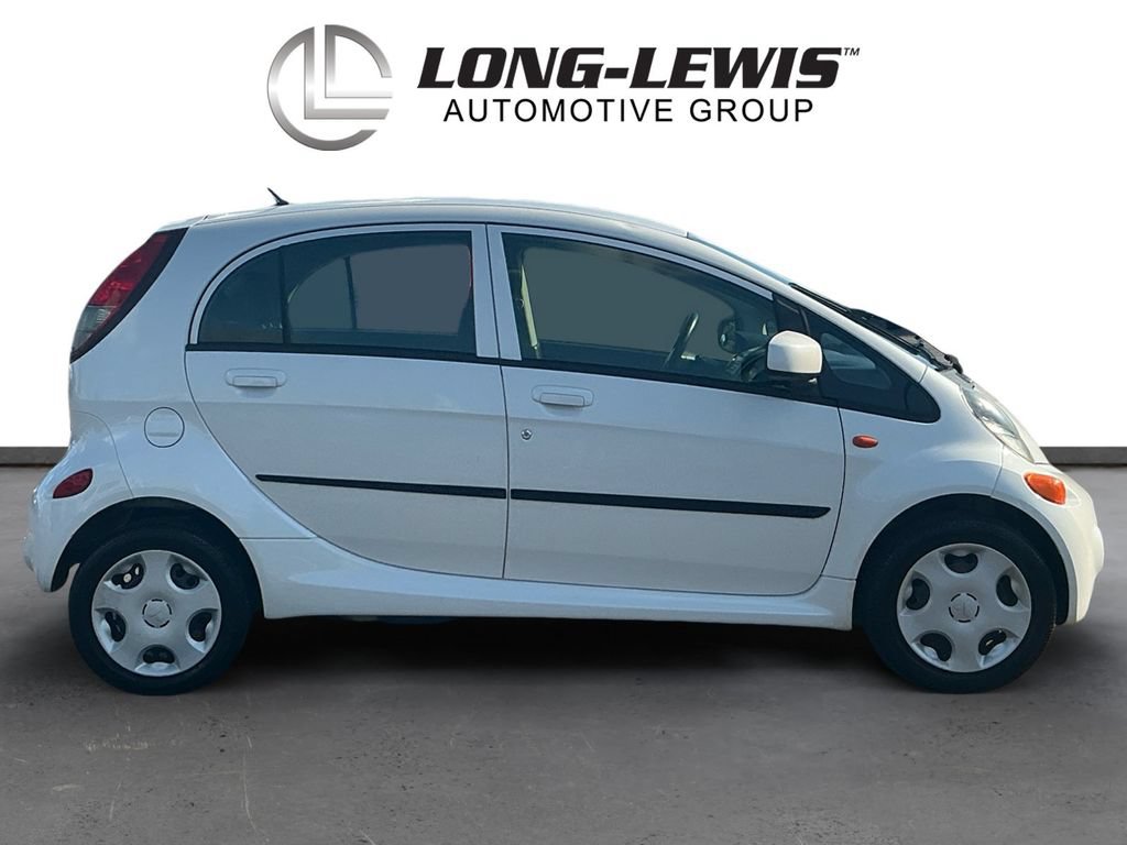 Used 2012 Mitsubishi i RWD image 8