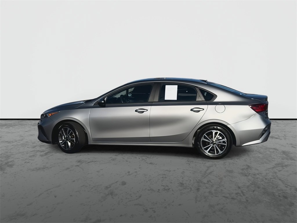 Used 2023 Kia Forte LXS image 5