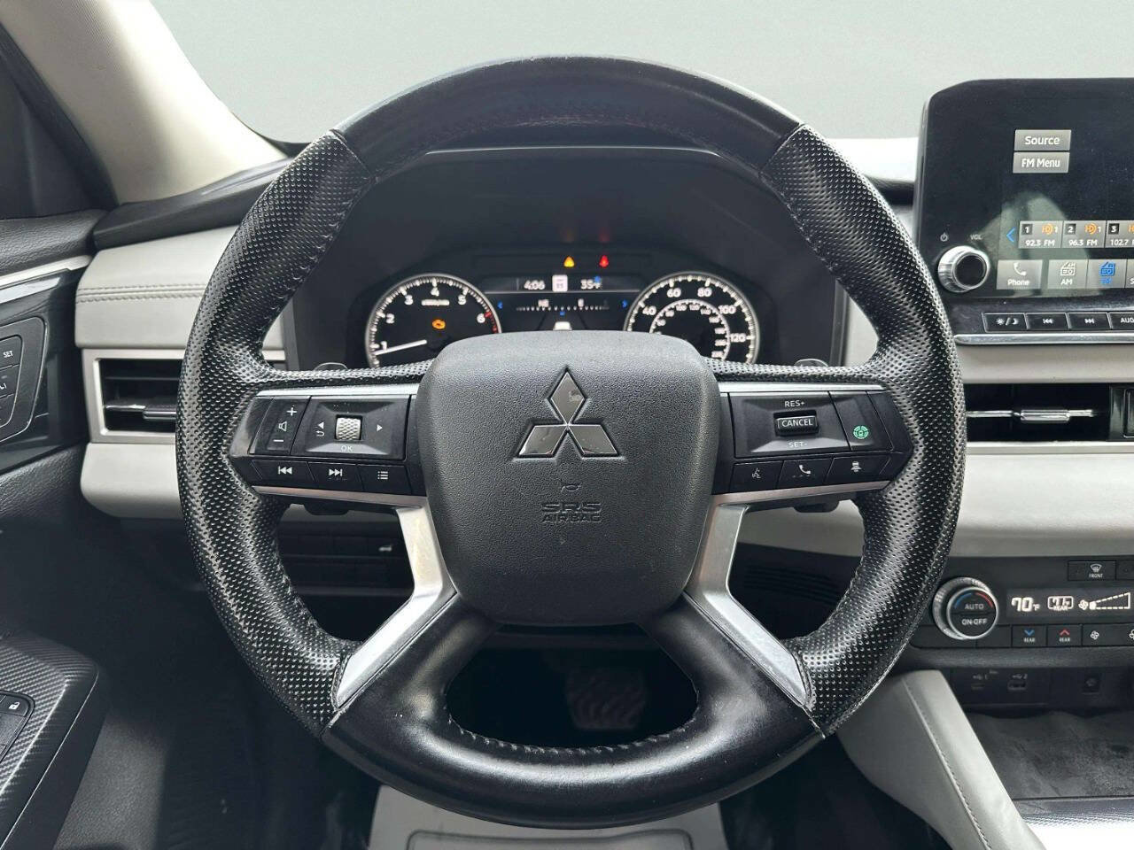 Used 2022 Mitsubishi Outlander SEL image 26