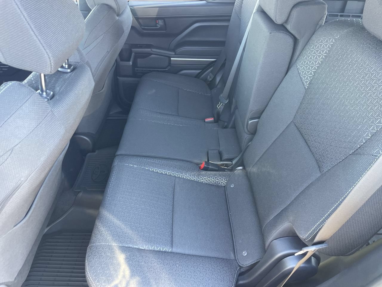 New 2026 Toyota 4Runner SR5 AWD/4WD image 21