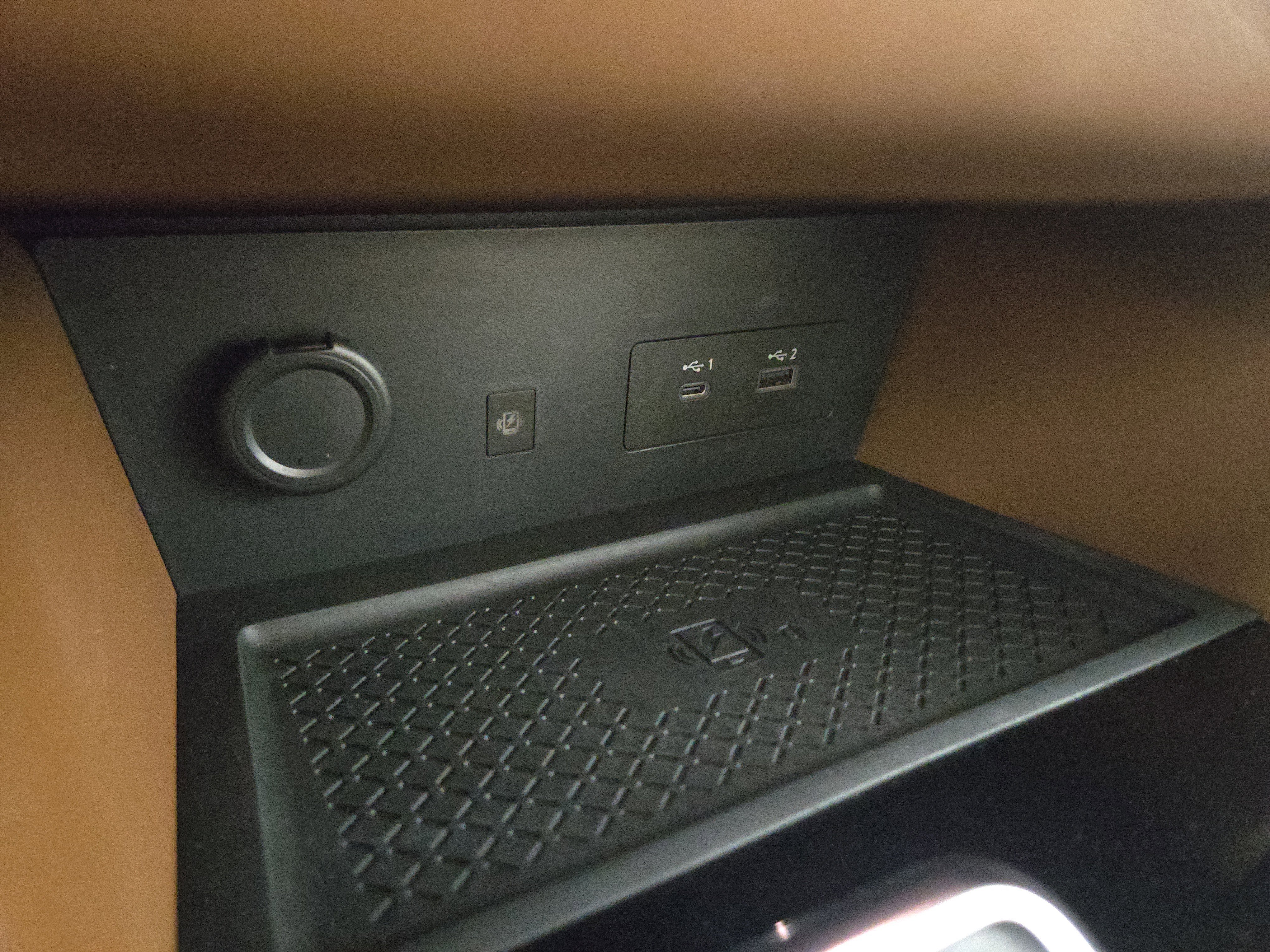 Used 2022 Nissan Pathfinder Platinum w/ Cargo Package image 30