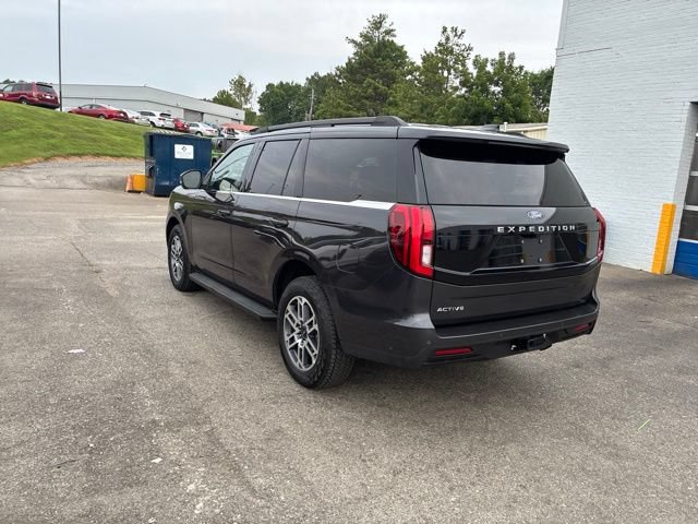 Used 2025 Ford Expedition Active AWD/4WD image 15