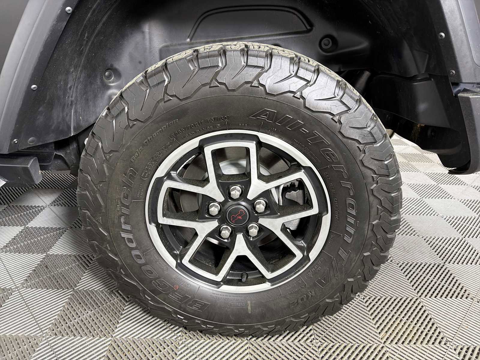 Used 2024 Jeep Wrangler Unlimited Rubicon w/ Technology Group image 18