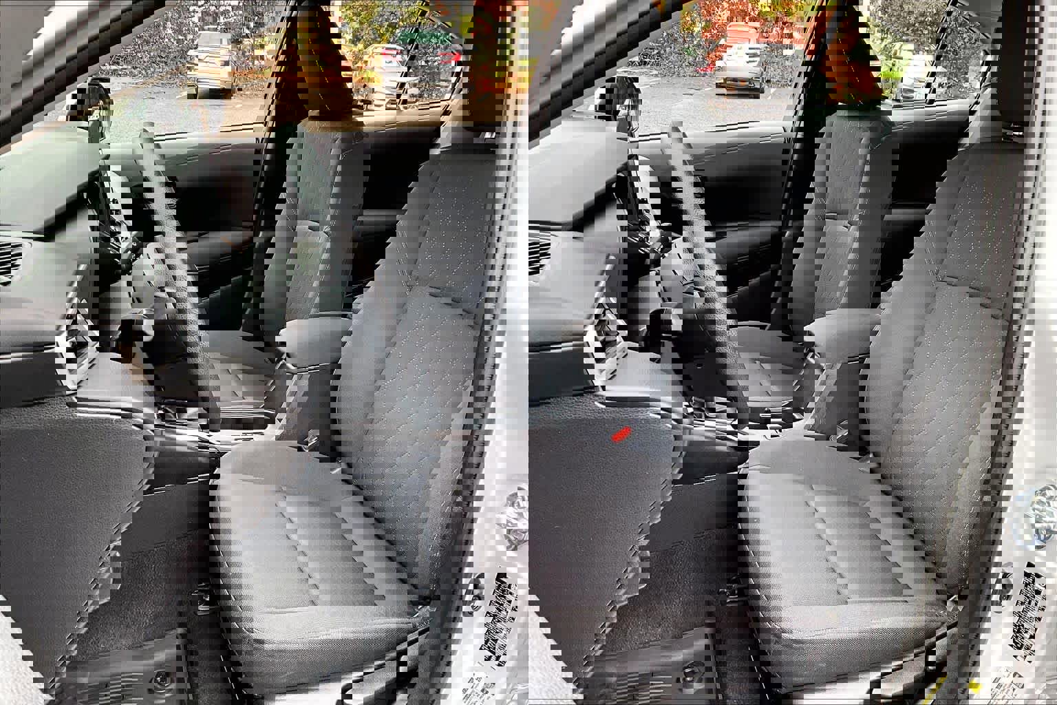 Used 2024 Toyota Corolla LE image 7