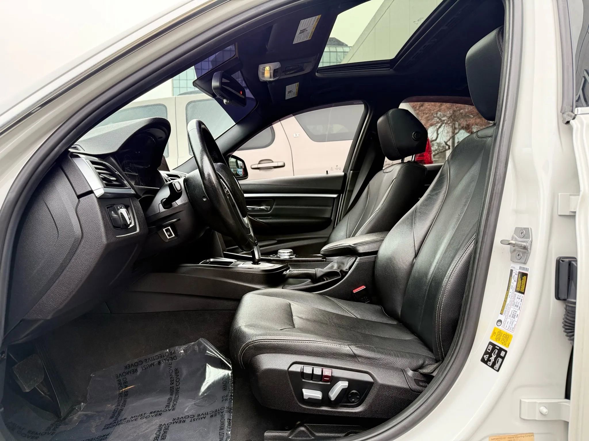 Used 2016 BMW 328d xDrive Sedan image 10