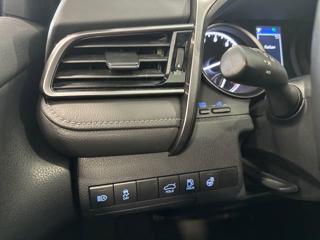 Used 2024 Toyota Camry SE FWD image 25