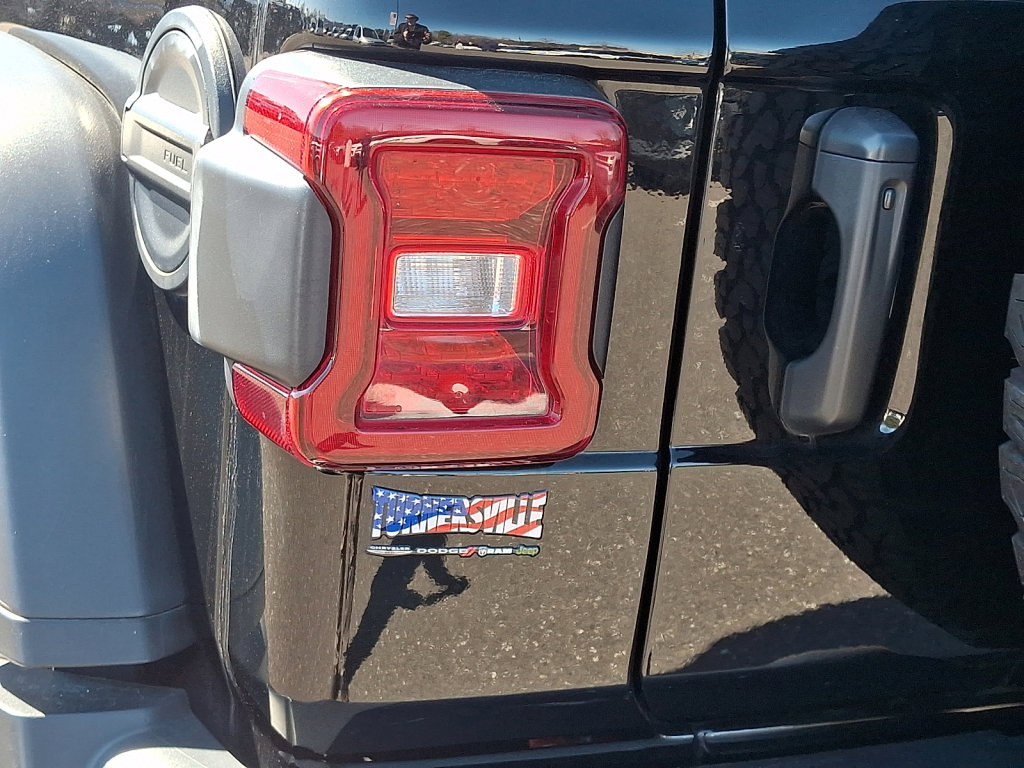 Certified 2025 Jeep Wrangler Unlimited Rubicon image 16