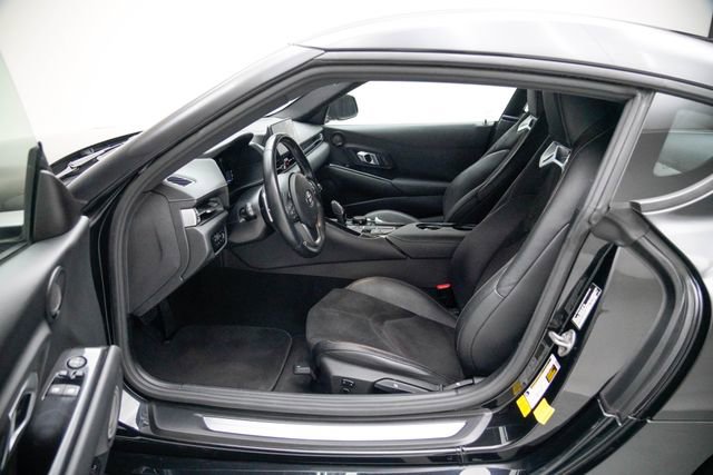 Used 2023 Toyota Supra image 15