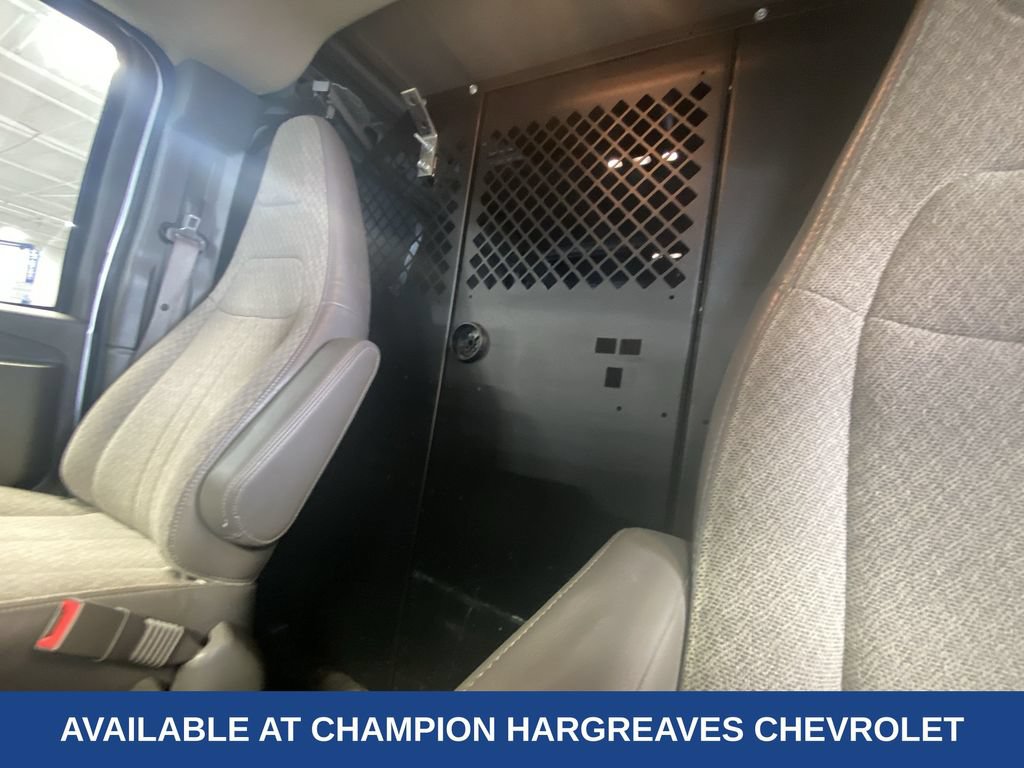 Certified 2022 Chevrolet Express 2500 w/ Enhanced Convenience Package RWD image 29
