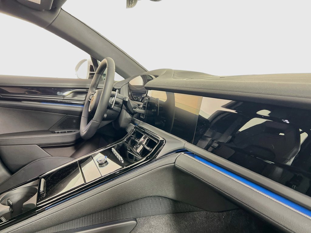 New 2026 Porsche Panamera 4 AWD/4WD image 31