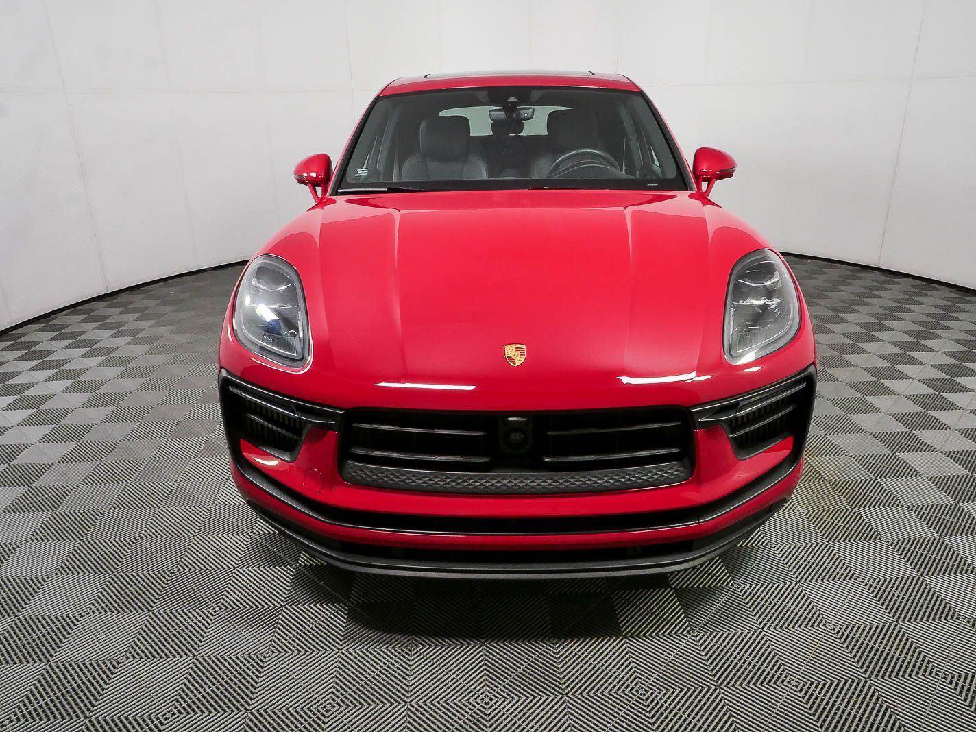 Used 2022 Porsche Macan S AWD/4WD image 34