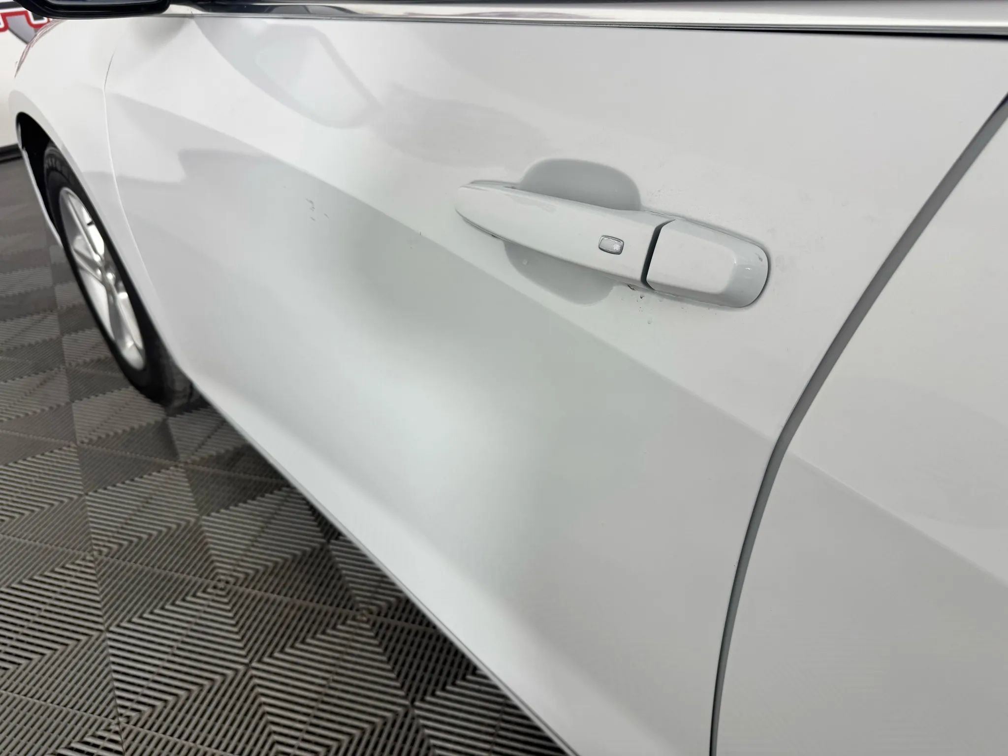 Used 2023 Chevrolet Malibu LS image 24