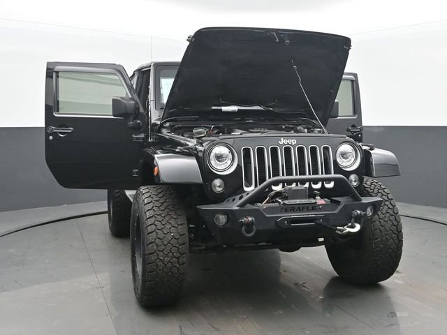 Used 2017 Jeep Wrangler Sahara w/ Connectivity Group image 49