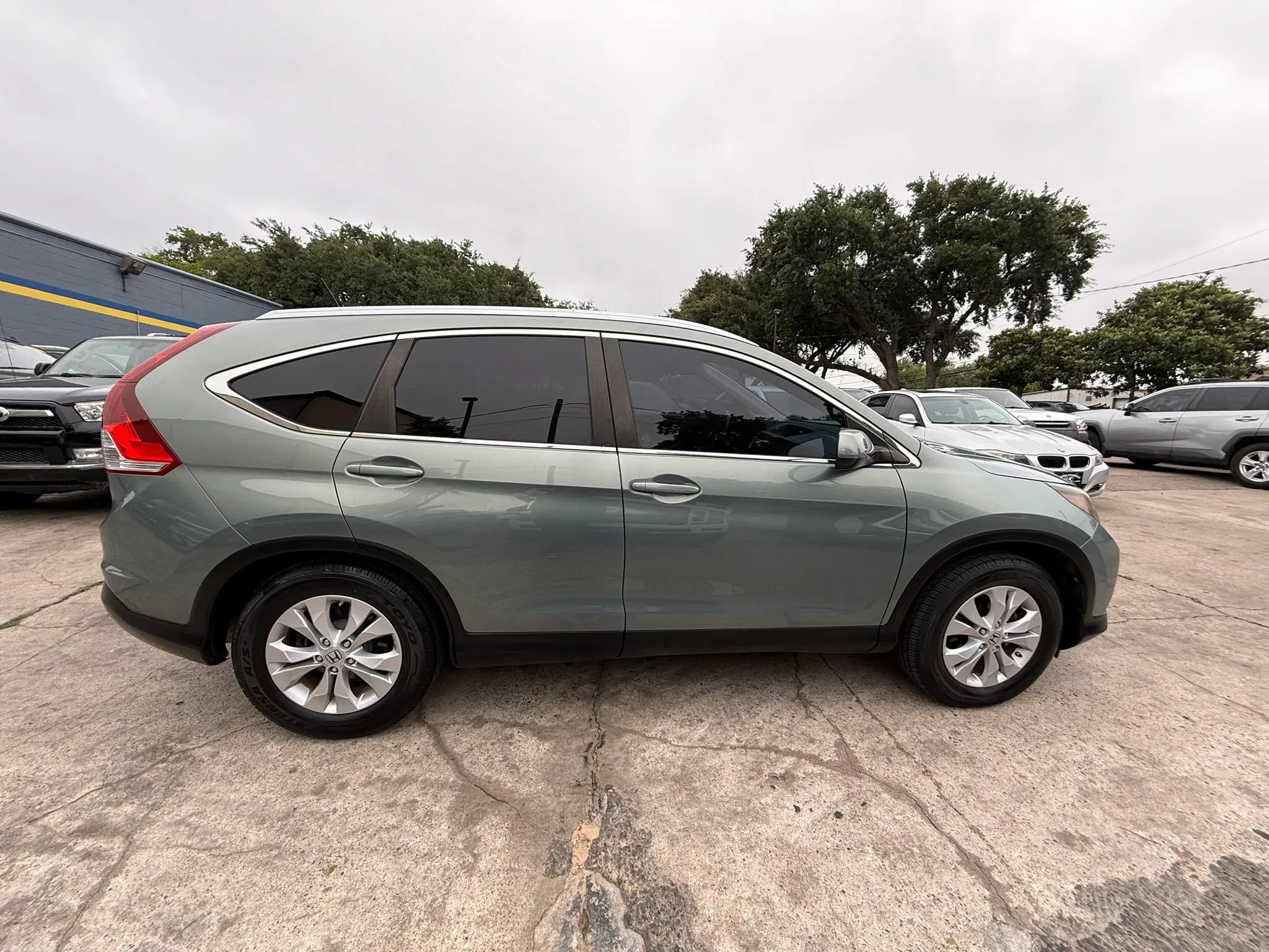Used 2012 Honda CR-V EX-L image 8