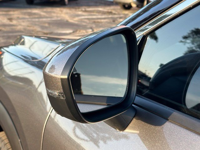 Used 2023 Nissan Rogue SL AWD/4WD image 10