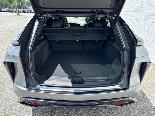 New 2026 Cadillac Lyriq V image 4