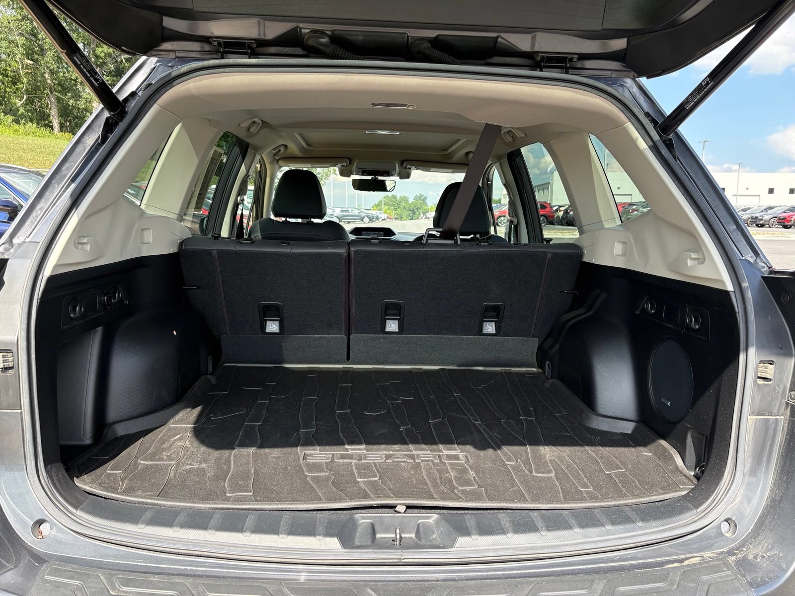 Used 2020 Subaru Forester Limited w/ Popular Package #3 AWD/4WD image 12