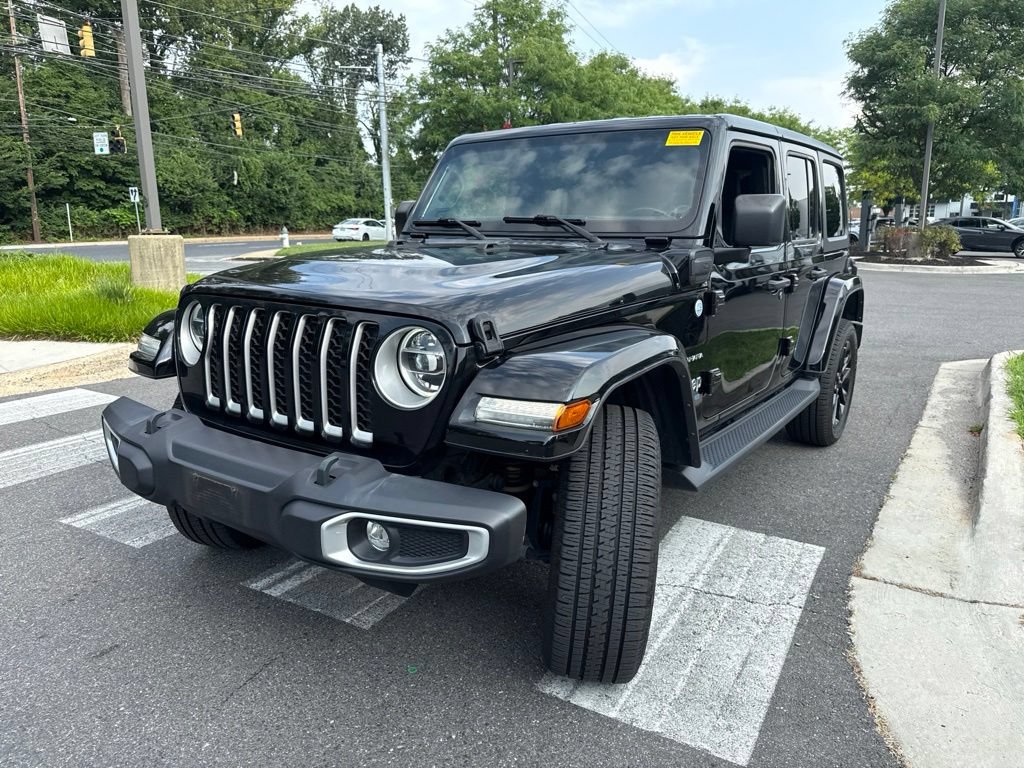 Used 2021 Jeep Wrangler Unlimited Sahara w/ Cold Weather Group AWD/4WD image 3