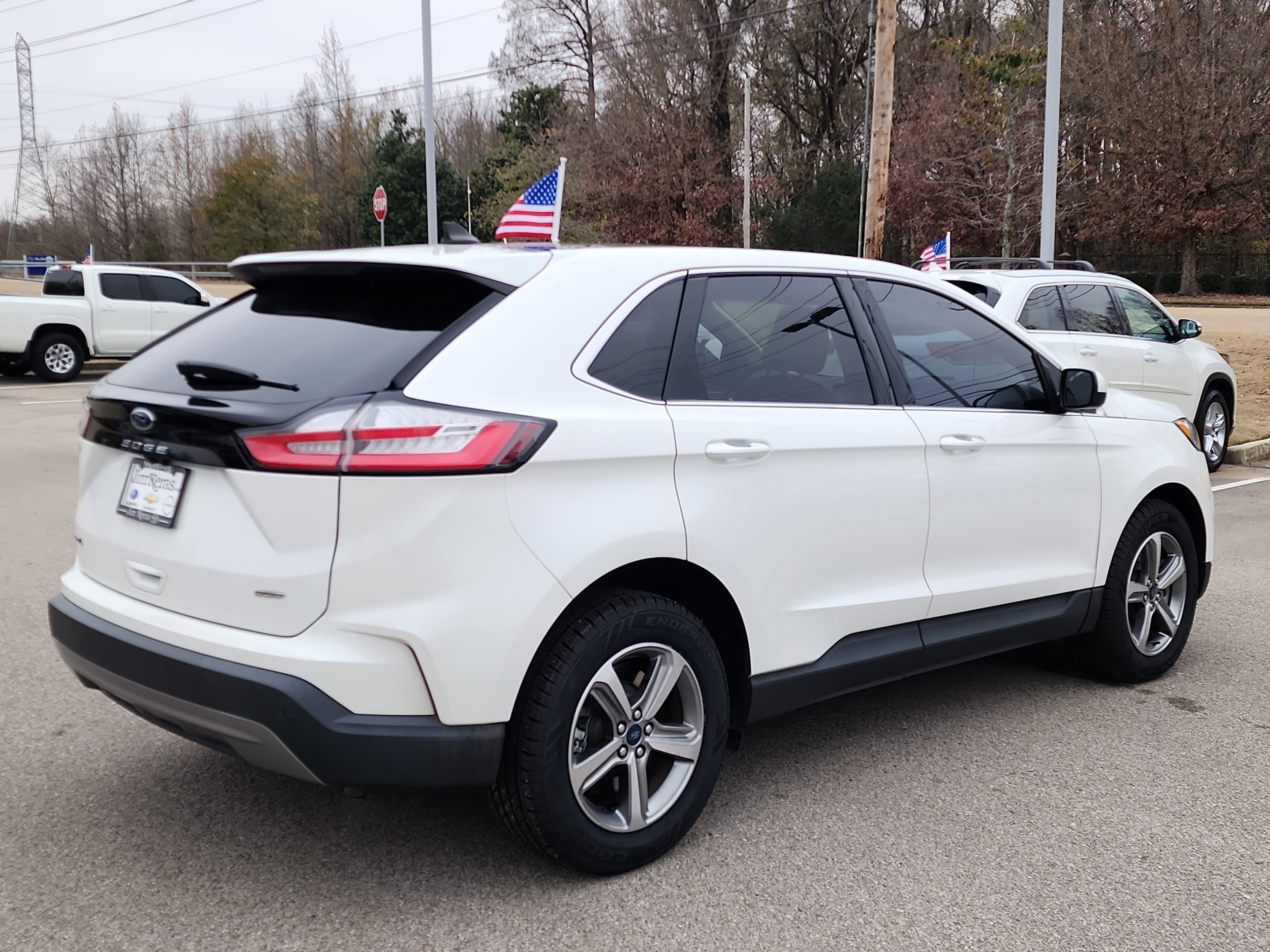 Used 2022 Ford Edge SEL w/ Convenience Package image 3