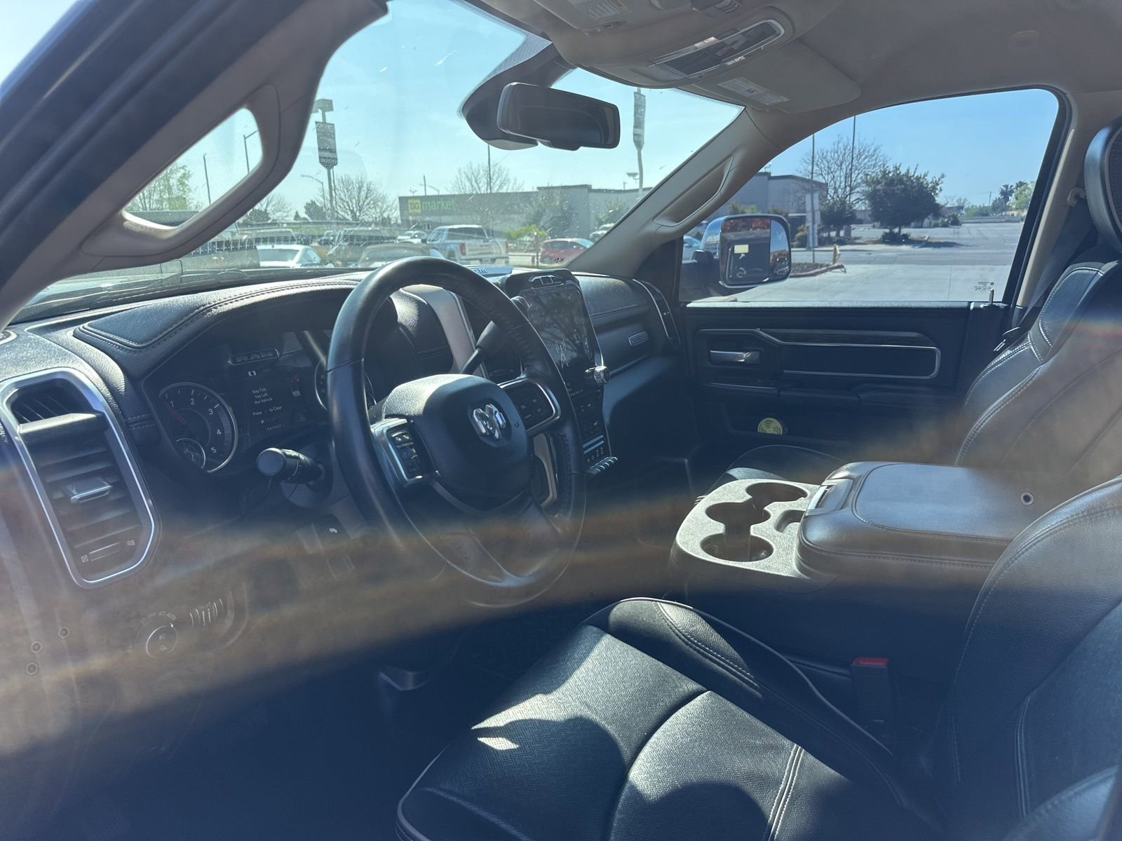 Used 2021 RAM 2500 Laramie image 8