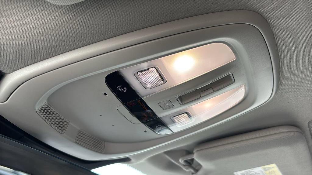 Certified 2023 Volvo XC90 T8 Ultimate AWD/4WD image 22