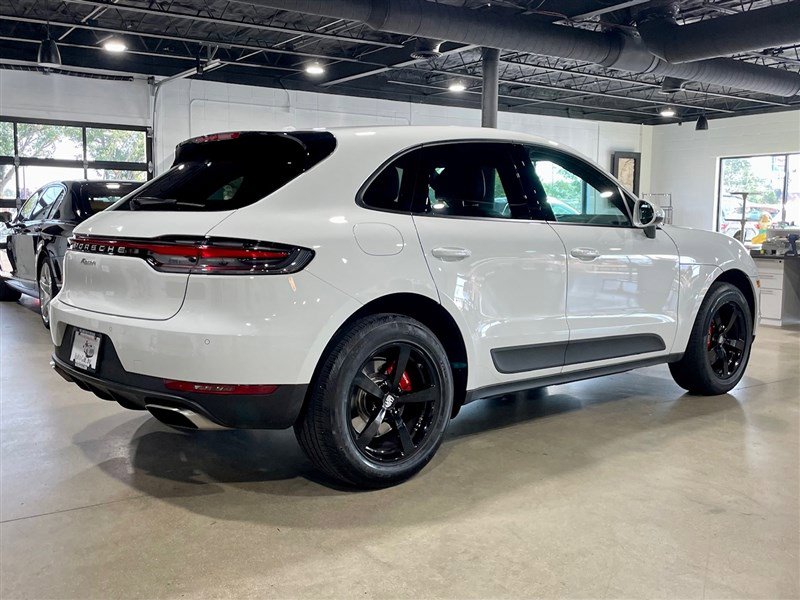 Used 2021 Porsche Macan w/ Driver Memory Package image 5